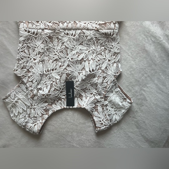 NWT Lulu's White Lace Dress - Picture 3 of 7